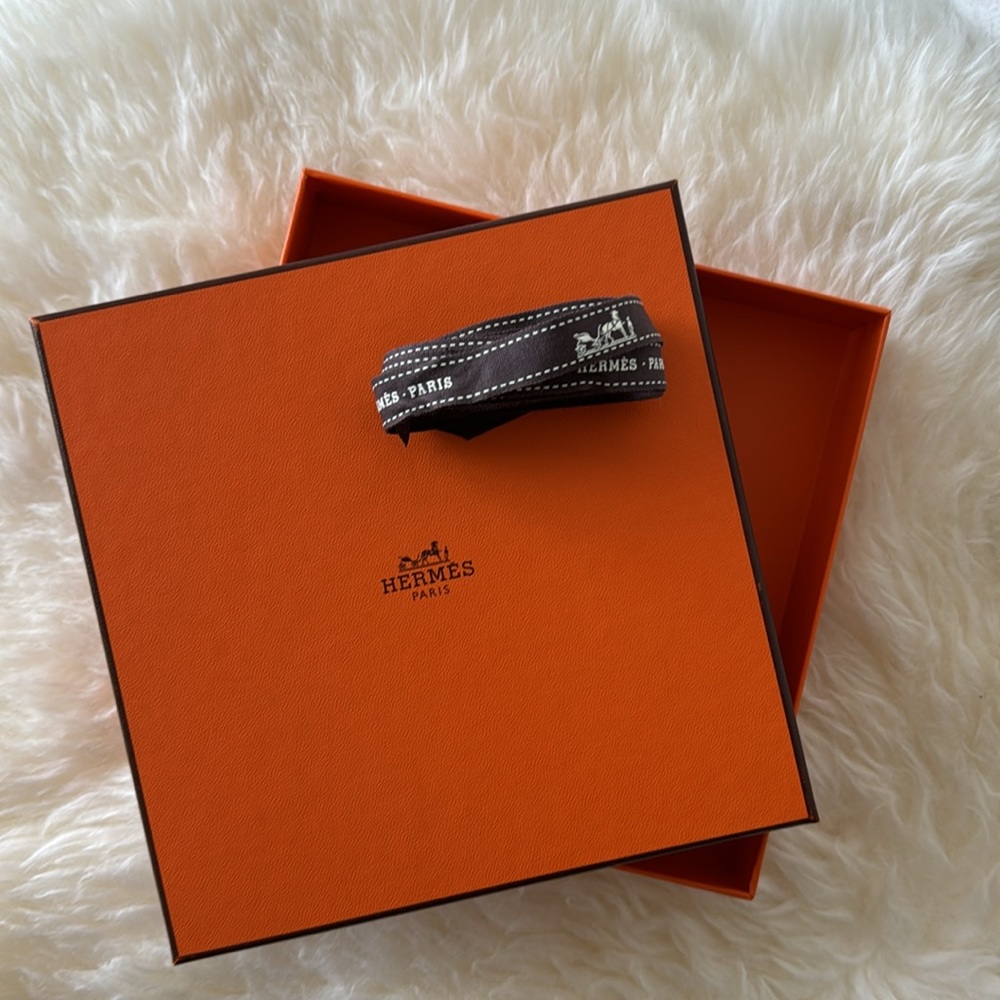 Hermes Box with Ribbon ONLY